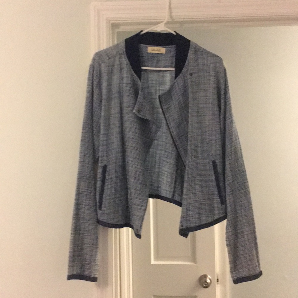 Blue/white jacket